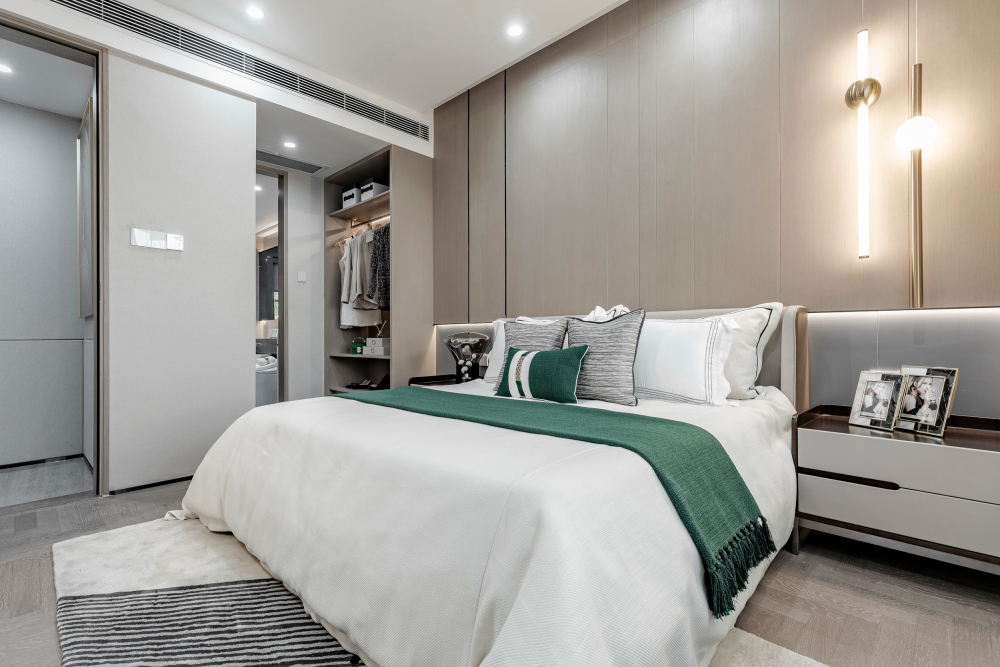 现代轻奢风格室内设计家装案例-主卧 现代轻奢风格室内设计家装案例-主卧